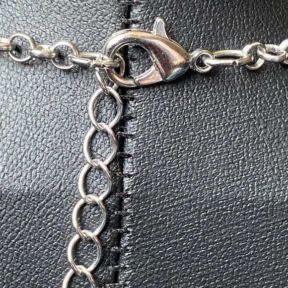 Blue Floral and Rhinestone Silvertone Necklace - Picture 3 of 4